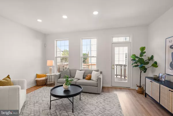 Alexandria, VA 22315,6974 CROMARTY DR