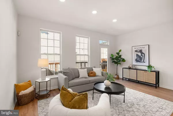 Alexandria, VA 22315,6974 CROMARTY DR