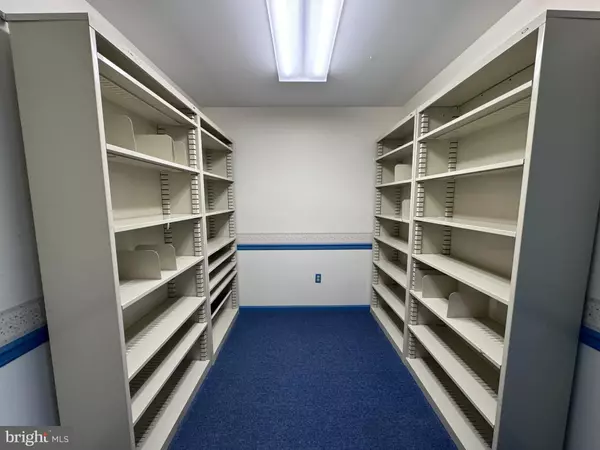 Shepherdstown, WV 25443,51 MADDEX DR