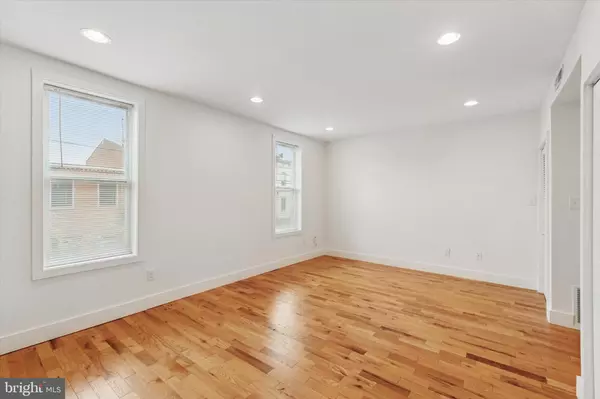 Philadelphia, PA 19123,1014 N 4TH ST #3