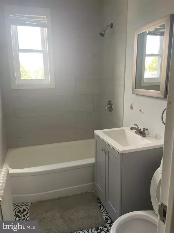 Washington, DC 20019,512 RIDGE RD SE #305