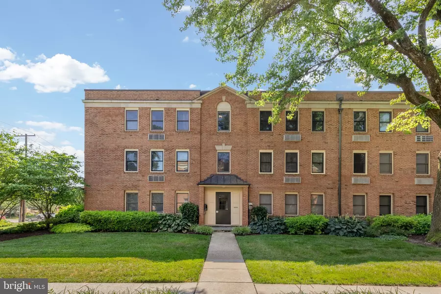 4818 CHEVY CHASE DR #303, Chevy Chase, MD 20815
