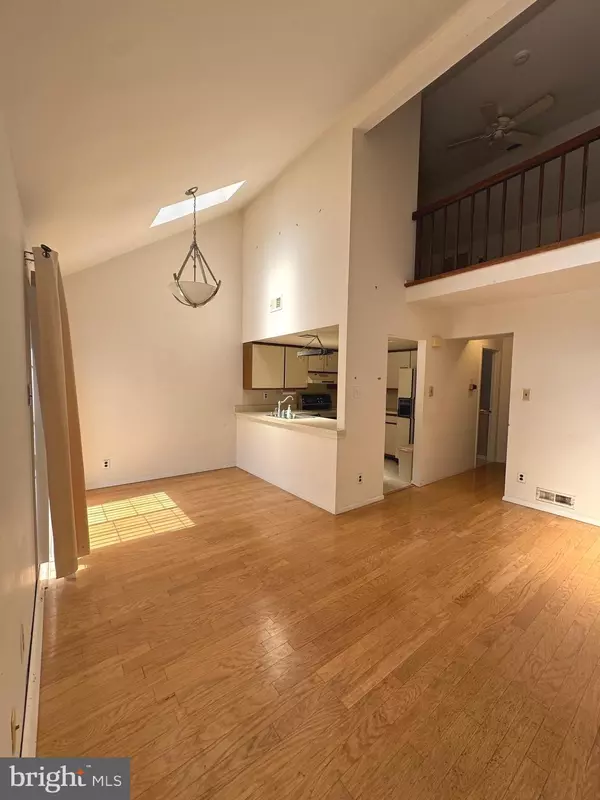 Cherry Hill, NJ 08002,20 JAMES RUN