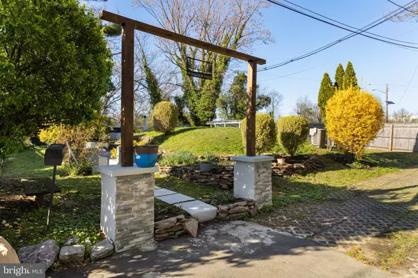 6 DALE AVE, Cherry Hill, NJ 08002