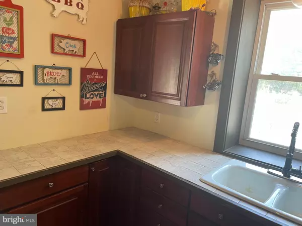 Mays Landing, NJ 08330,7417 THIRD AVE