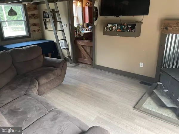Mays Landing, NJ 08330,7417 THIRD AVE