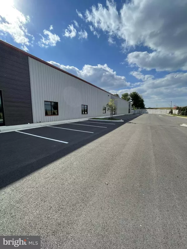 Frederick, MD 21701,331 AVIATION WAY #UNITS 4,5,6A,6B