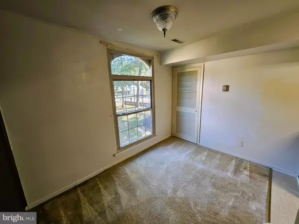 Annandale, VA 22003,8300 TOBIN RD #23