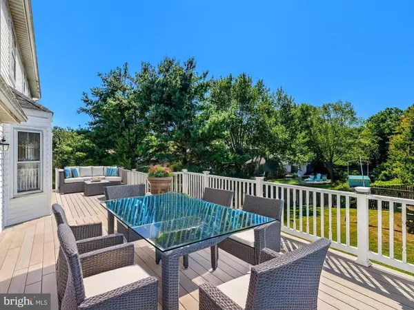 Herndon, VA 20170,1402 BAKERS CREEK CT