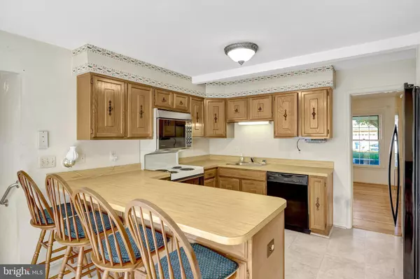 Herndon, VA 20170,1402 BAKERS CREEK CT