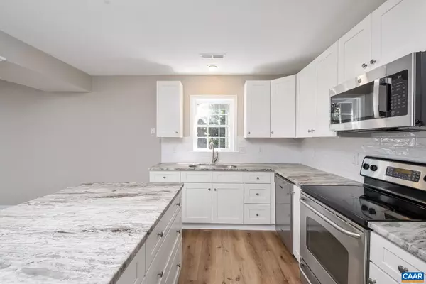 Charlottesville, VA 22911,3431 MOUBRY LN