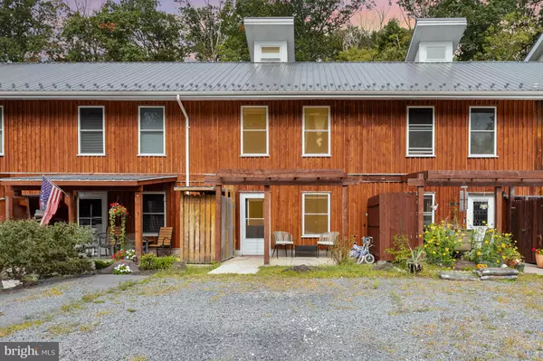 79 PETERSBURG LN,  Duncannon,  PA 17020