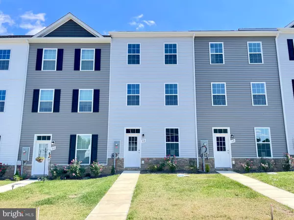 Kearneysville, WV 25430,93 SNOWDROP CT