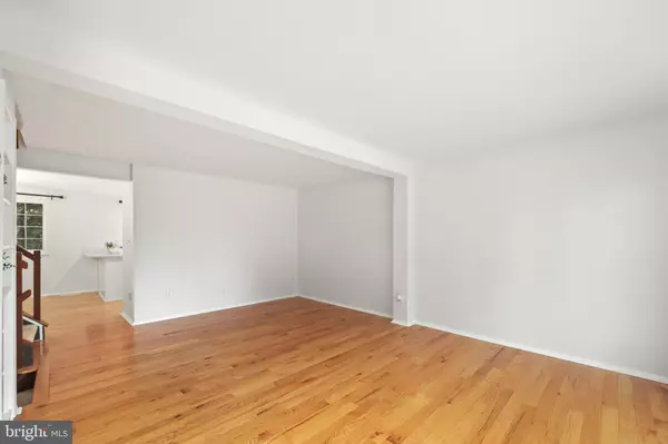 Reston, VA 20194,1640 BARNSTEAD DR