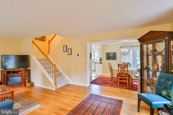 Emmaus, PA 18049,106 GARDEN CT