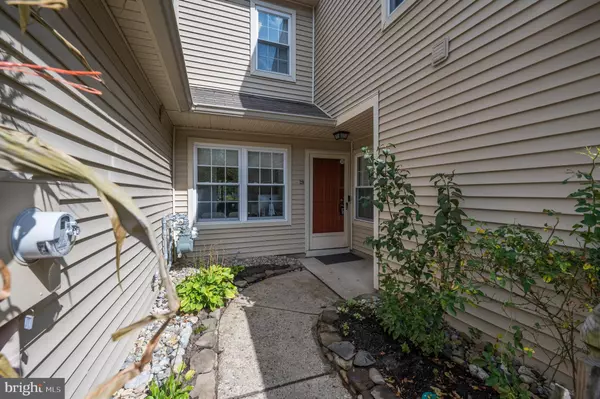 Evesham, NJ 08053,29 WOODLAKE DR