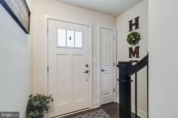 White Plains, MD 20695,5921 KATE CHOPIN PL