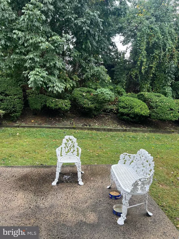 Springfield, PA 19064,658 W ROLLING RD