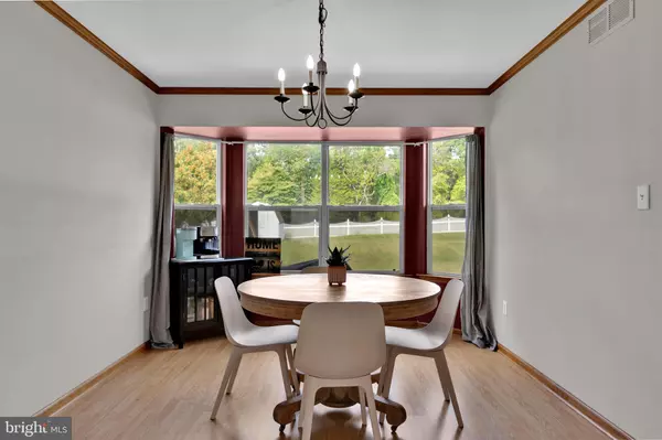 Sicklerville, NJ 08081,5 FIRETHORN LN