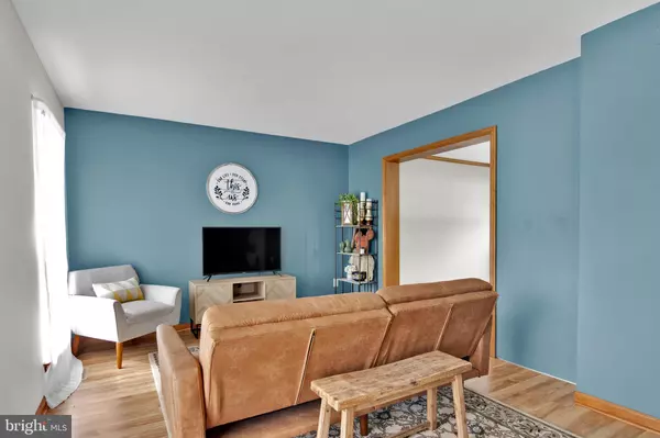 Sicklerville, NJ 08081,5 FIRETHORN LN