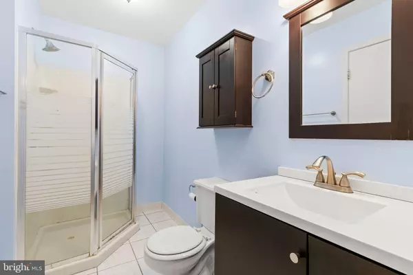 Springfield, VA 22153,7700 NEWINGTON FOREST AVE