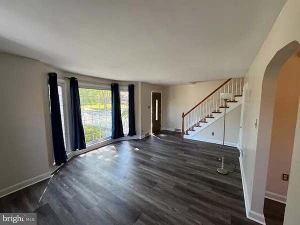 Reading, PA 19610,64 WOODLAND RD