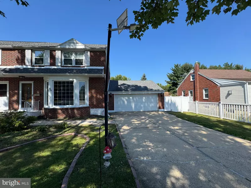 64 WOODLAND RD, Reading, PA 19610