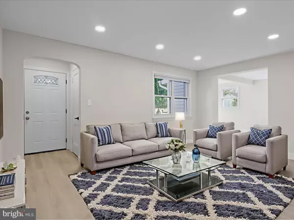 Hyattsville, MD 20783,821 RAY RD