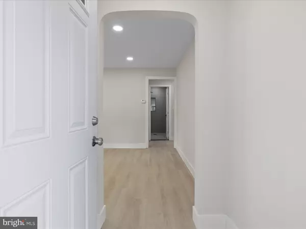 Hyattsville, MD 20783,821 RAY RD