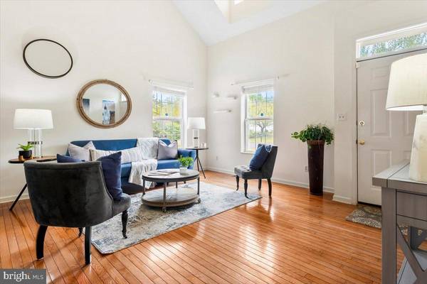 Martinsburg, WV 25401,110 ARTISAN WAY