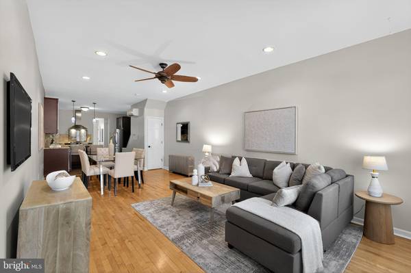 Philadelphia, PA 19123,340 W GIRARD AVE