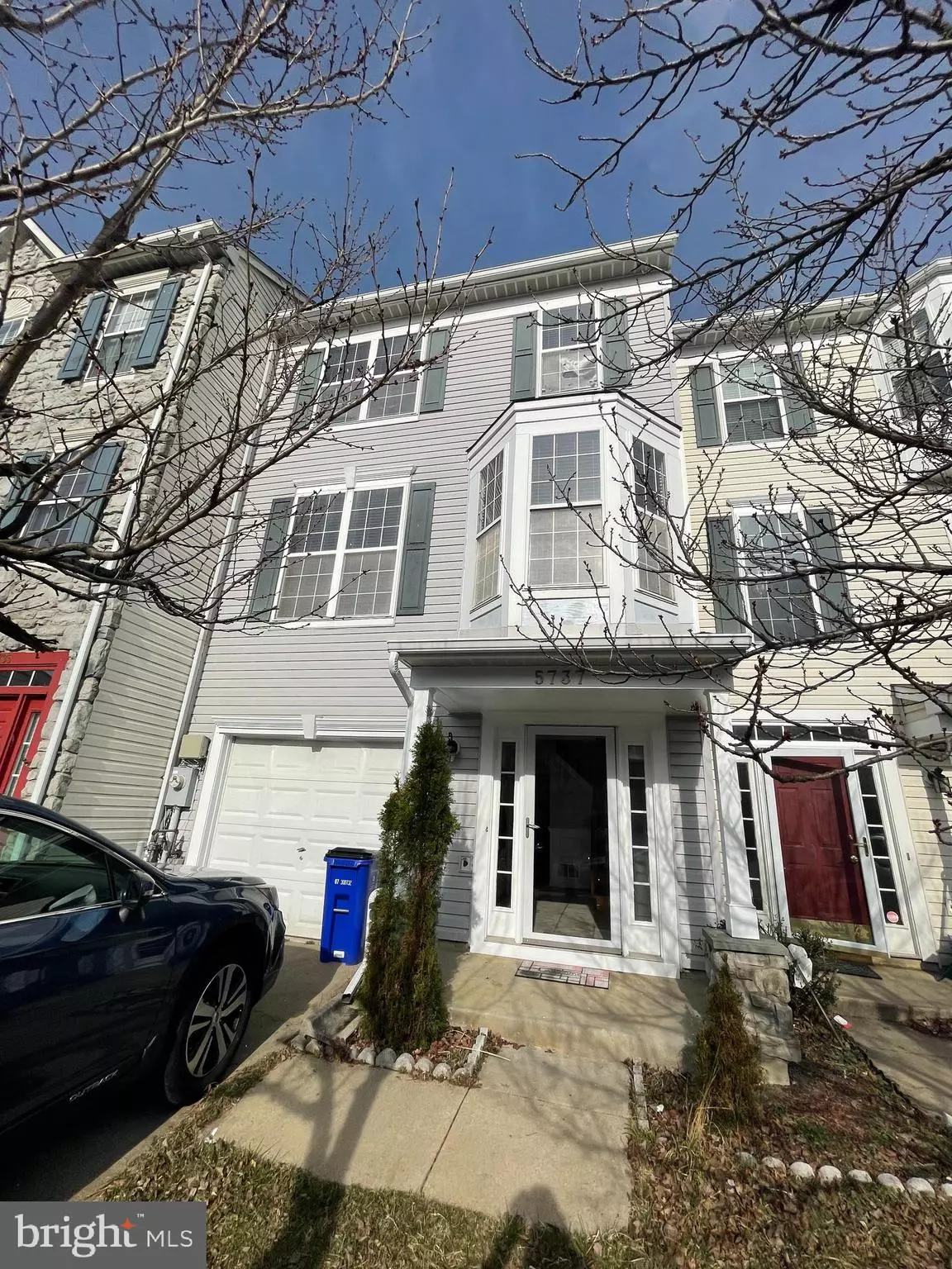 Ellicott City, MD 21043,5743 GOLDFINCH CT