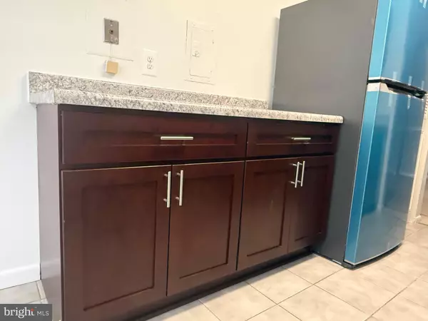 Annandale, VA 22003,3300 WOODBURN VILLAGE DR #23