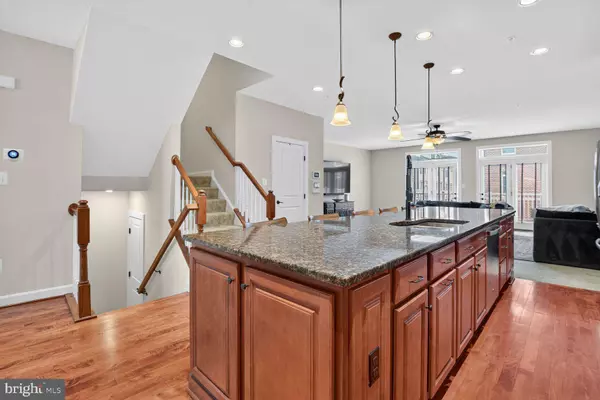 Gaithersburg, MD 20878,505 UPTOWN ST