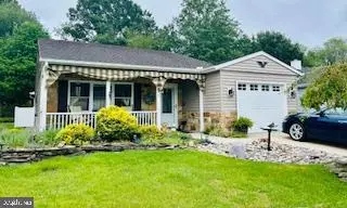 14 ANDOVER CT, Southampton, NJ 08088