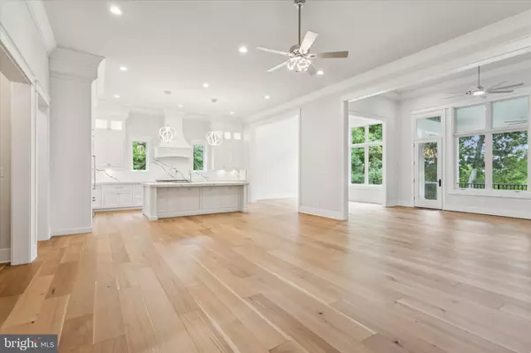 Williamsburg, VA 23185,424 RIVERS EDGE