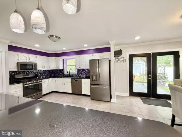 Woodbury, NJ 08096,434 SUMMIT AVE