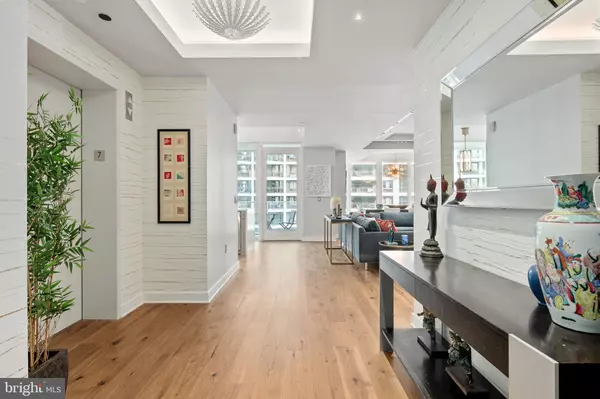 Arlington, VA 22209,1781 N PIERCE ST #702