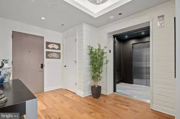 Arlington, VA 22209,1781 N PIERCE ST #702