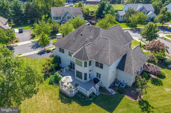 Allentown, PA 18104,19 SPRING WOOD DR