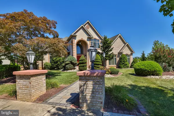 Allentown, PA 18104,19 SPRING WOOD DR