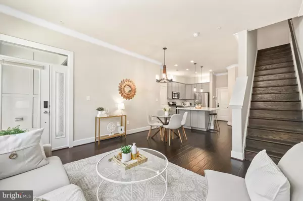 Arlington, VA 22204,1334 S QUINN ST