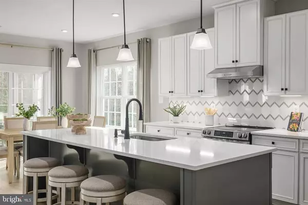 Waldorf, MD 20603,9292 SEMINOLE ST