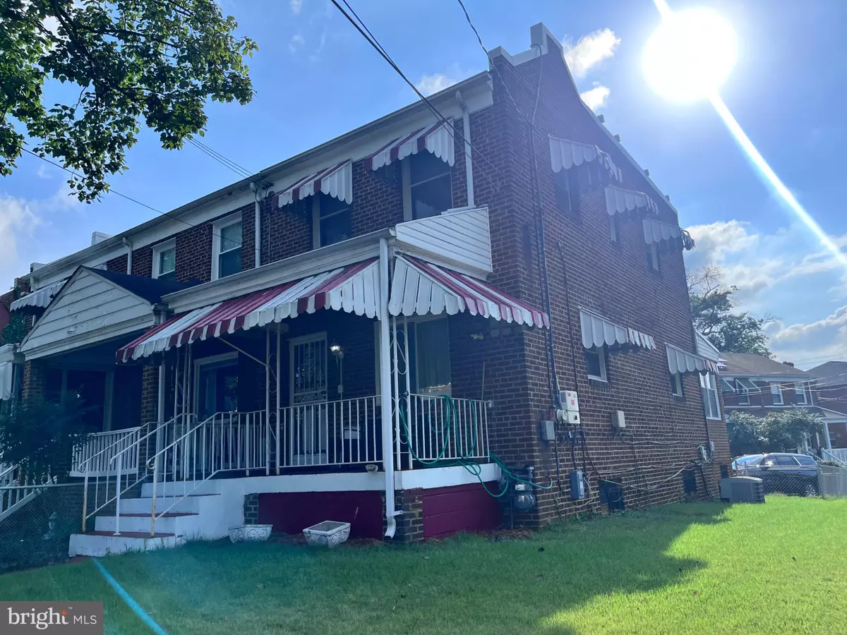 Washington, DC 20019,1001 30TH ST SE