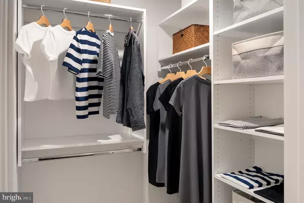 Philadelphia, PA 19107,210 S 12TH ST #0B-1-26Q