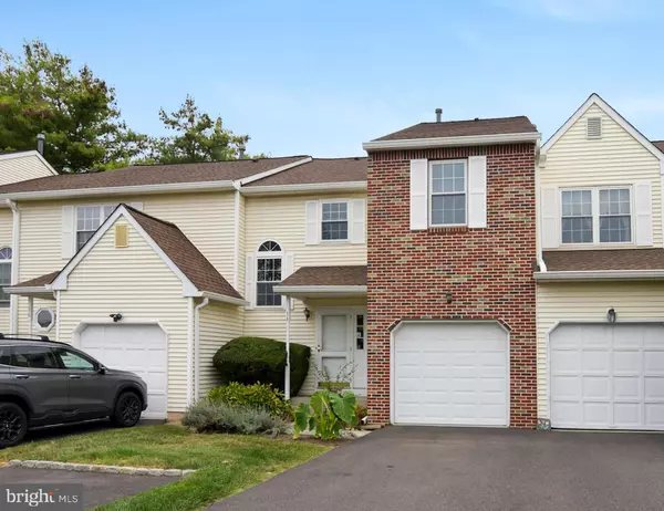 Trenton, NJ 08628,14 REVERE CT