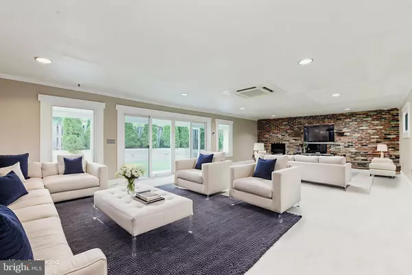 Rockville, MD 20851,307 NIMITZ AVE #307