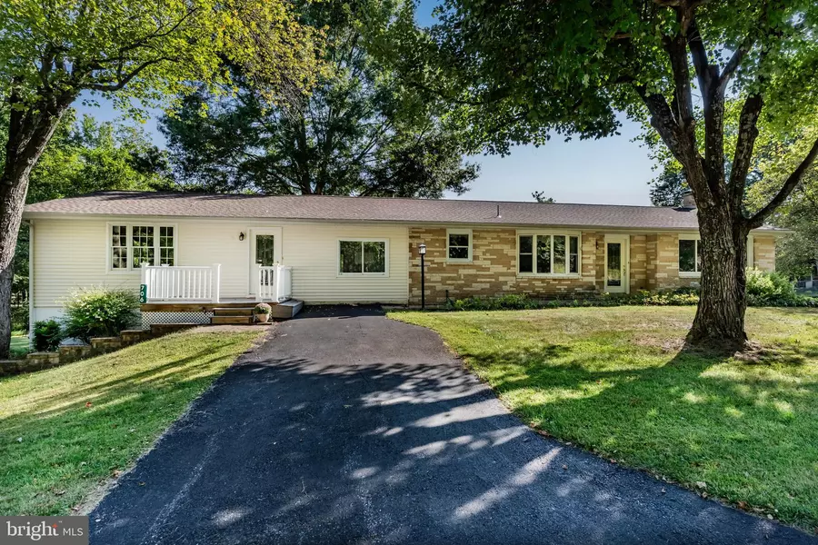 706 PLEASANT VIEW RD, Lewisberry, PA 17339