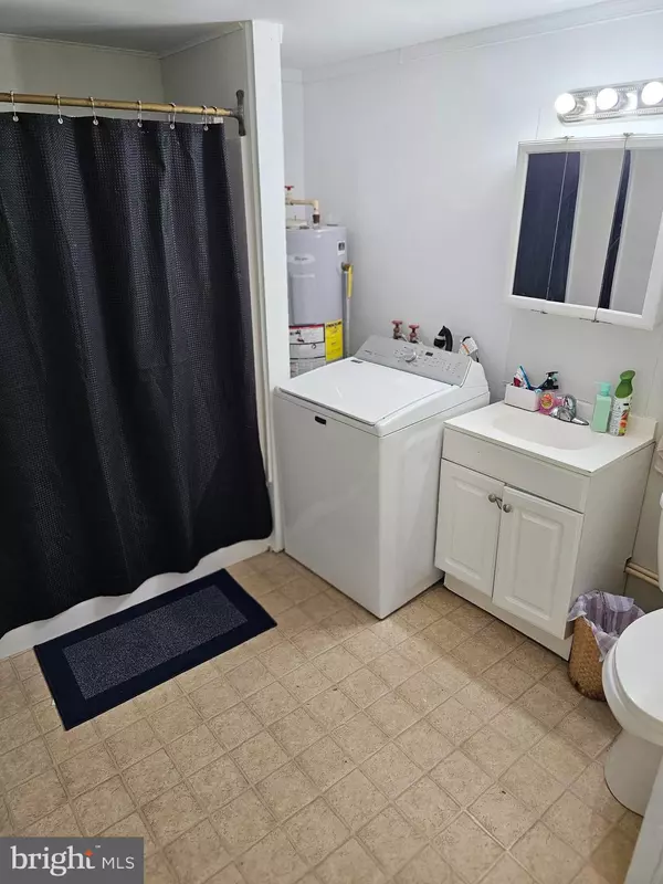 Pittsgrove, NJ 08318,765 GERSHAL AVE