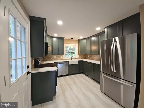 Alloway, NJ 08001,85 SPILLWAY DR